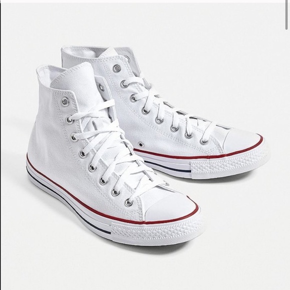 where are converse shoes sold